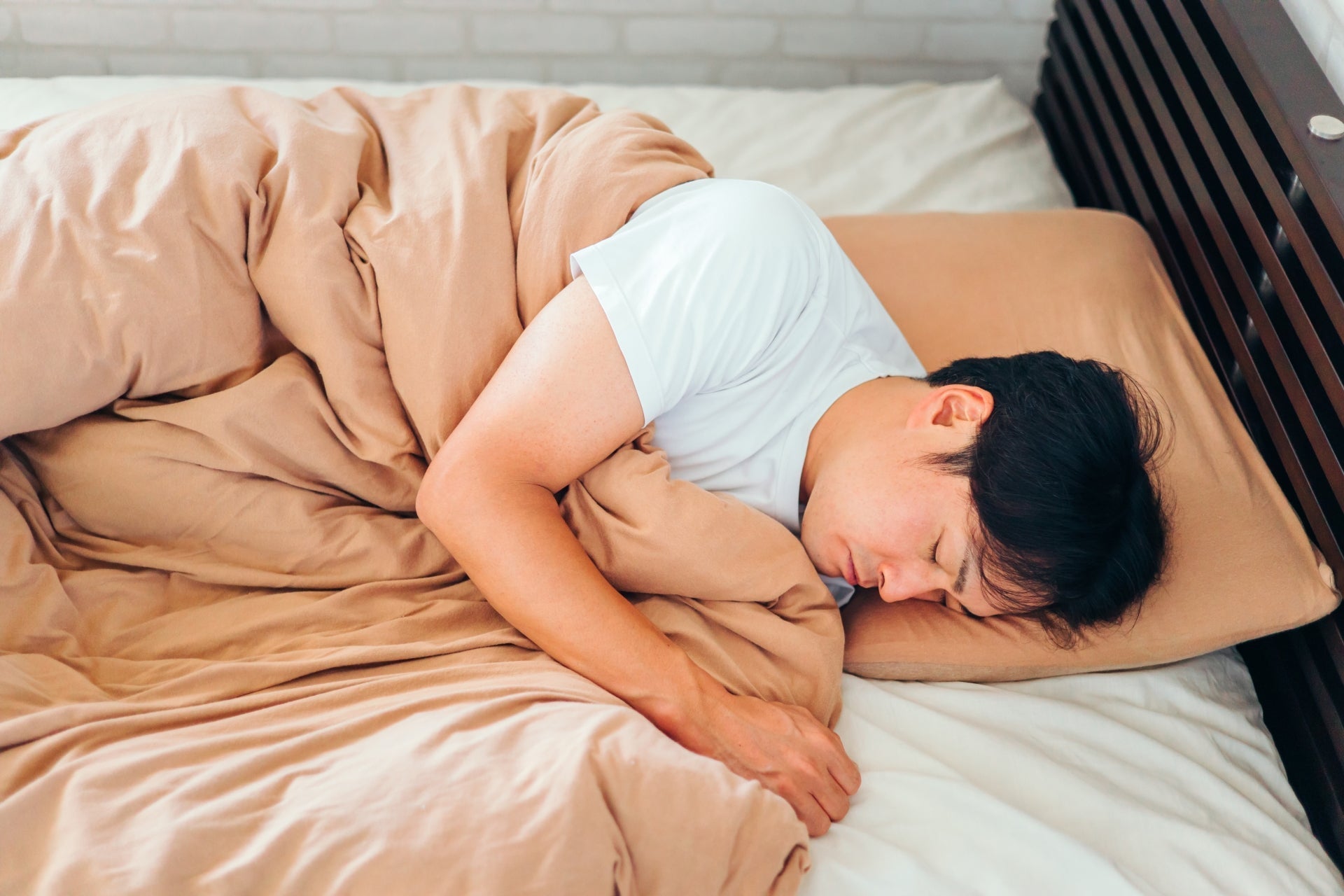 免疫と睡眠の関係とは?睡眠の質の重要性と免疫力を高める方法を徹底解説
