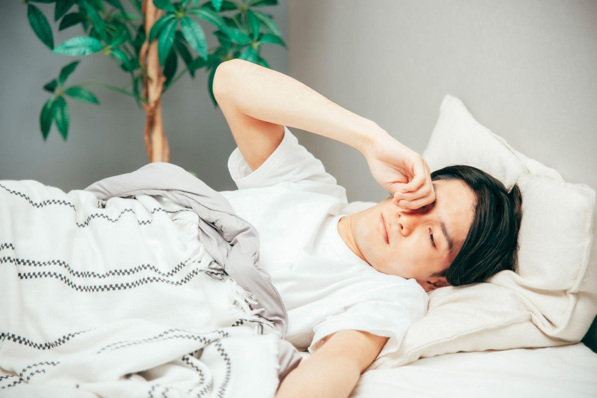 睡眠サプリはいつ飲むのが効果的?主な成分別の摂取タイミングと正しい飲み方