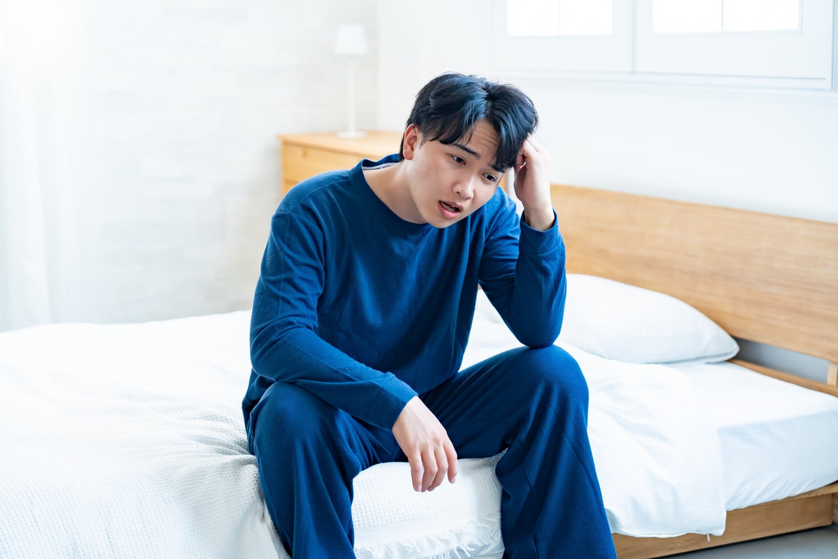 夜中に目が覚める中途覚醒の原因は?悪影響や予防方法、治療方法を解説