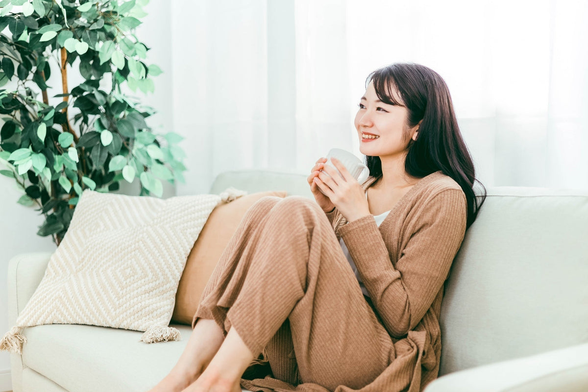テアニンはいつ飲む?目的別の取り入れ方や睡眠に関する研究を解説