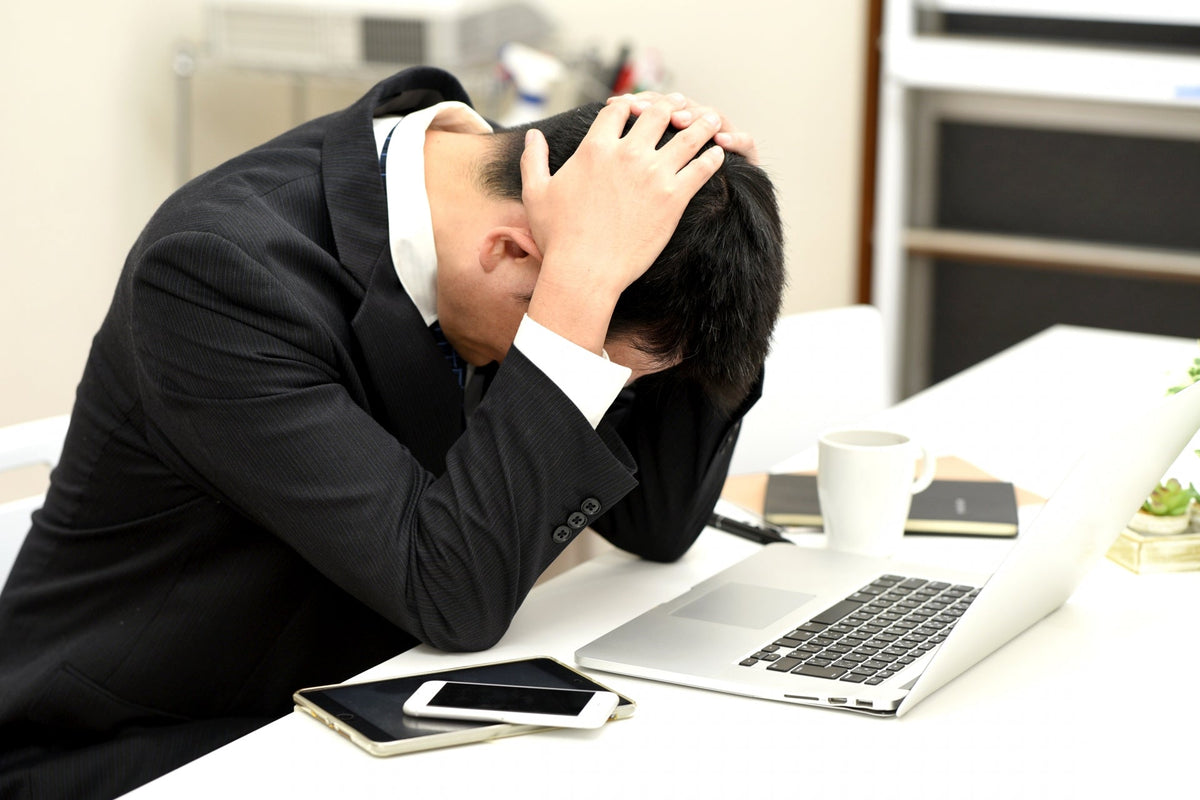 ストレスが溜まるとどうなる？体のサインと原因・解消法を解説