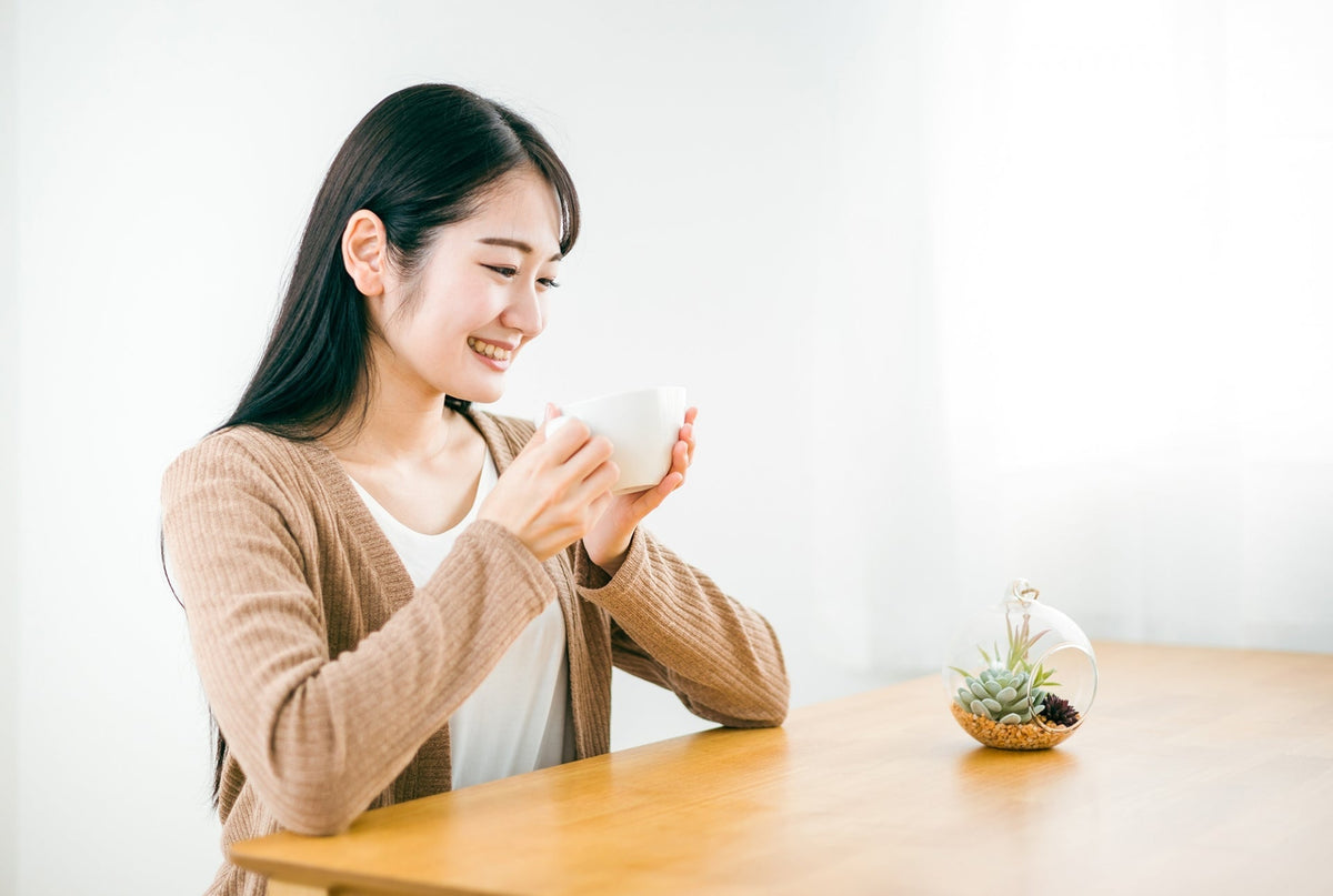 寝る前に味噌汁を飲んでも大丈夫？おすすめの具材や時間・量の目安、注意点を解説