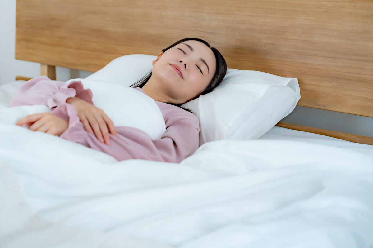 寝つきが良すぎるのは気絶？睡眠との違いや原因、改善方法を解説
